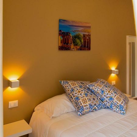 Taormina Bedda Rooms Ngoại thất bức ảnh