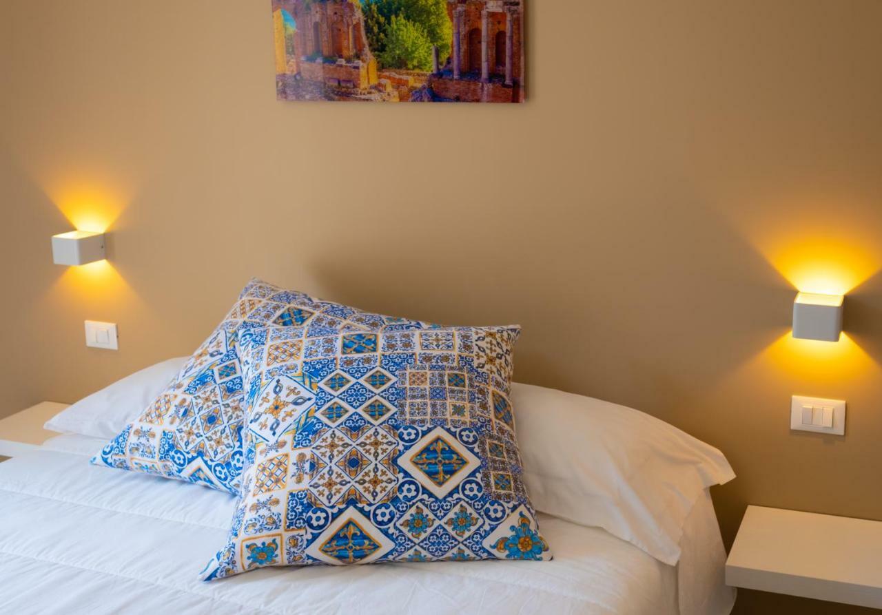 Taormina Bedda Rooms Ngoại thất bức ảnh